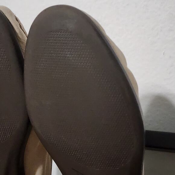 SAS Savvy Women's Tri Pad Soft Leather Loafer Slip-On Shoes Size 9.5 Beige - Picture 7 of 9